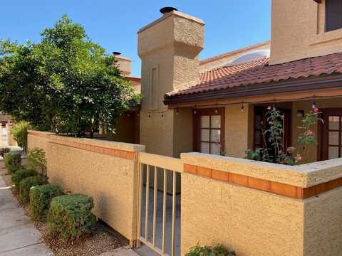 6900 E GOLD DUST Avenue, Paradise Valley, AZ 85253