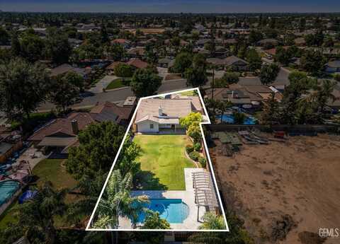 9426 Oak Hills Avenue, Bakersfield, CA 93312
