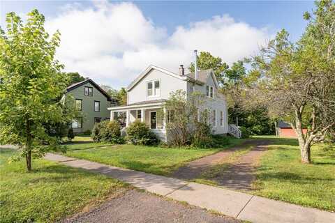 300 Maple Avenue, Stamford, NY 13788