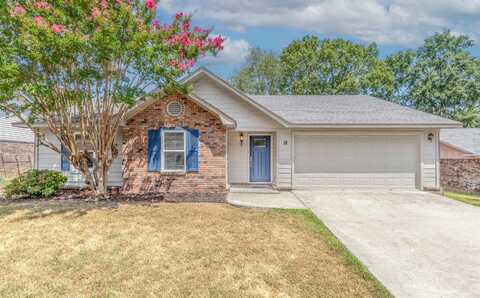 18 Manchester Dr., Conway, AR 72034