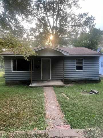 720 25th Street, Batesville, AR 72501