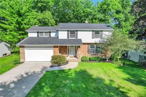 38120 FOX RUN DRIVE, SOLON, OH 44139