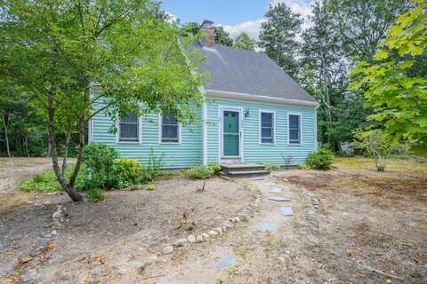 490 W Yarmouth Road, West Yarmouth, MA 02673