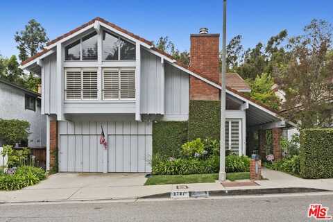 2781 Woodwardia Dr, Los Angeles, CA 90077