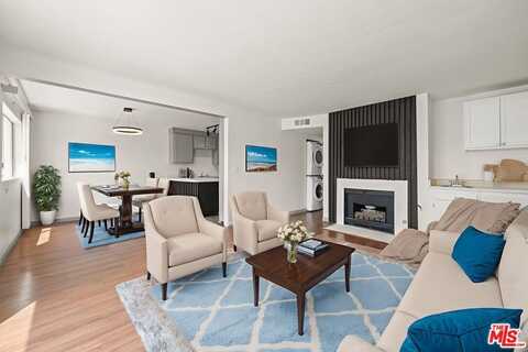 15015 Sherman Way, Van Nuys, CA 91405