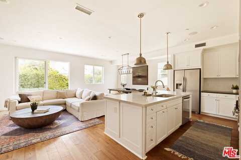 4130 Lyceum Ave, Los Angeles, CA 90066