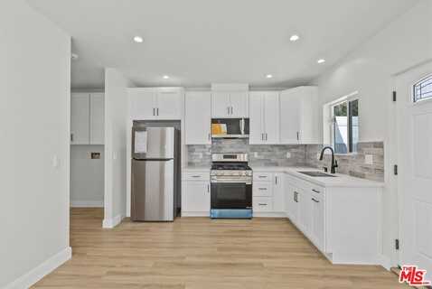 14950 W Tuba, Mission Hills, CA 91345
