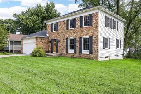 221 Brentwood Drive NE, Cedar Rapids, IA 52402