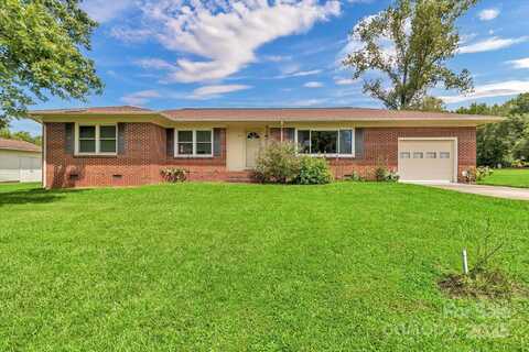 223 W Hammond Street, Heath Springs, SC 29058