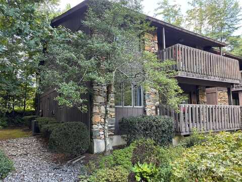 65 Maxine Lane unit: 105, Hendersonville, NC 28739