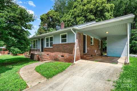 815 Wilbrown Circle, Charlotte, NC 28217