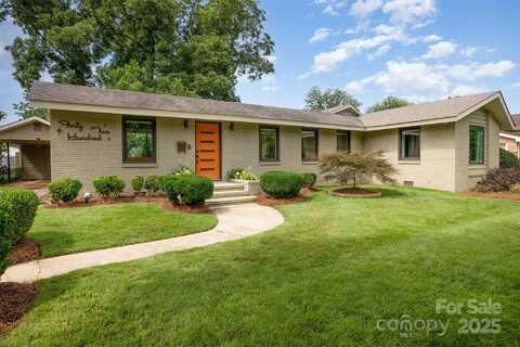 4200 Firethorne Road, Charlotte, NC 28205