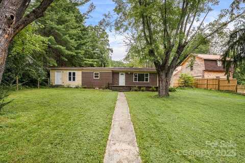 230 Northwest Avenue, Swannanoa, NC 28778