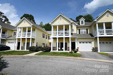 1384 21st Avenue NE, Hickory, NC 28601