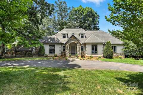 5042 Ridgeland Drive, Hickory, NC 28602