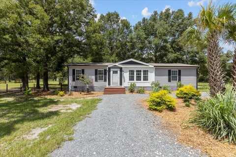 211 582nd Ave, Old Town, FL 32680