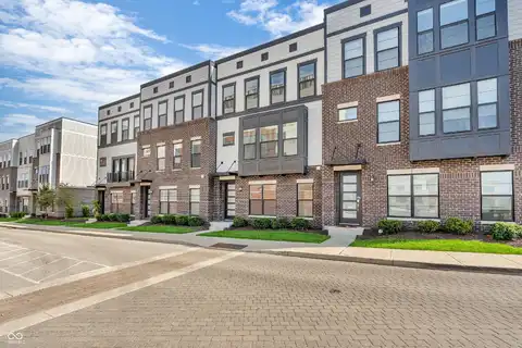 9729 District N Drive, Fishers, IN 46037