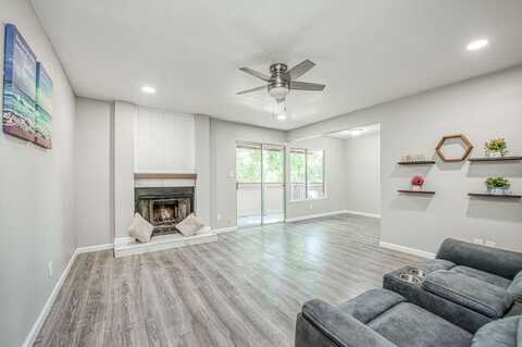 1550 Ashlan Avenue W, Fresno, CA 93705