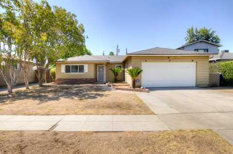 3920 Norwich Avenue E, Fresno, CA 93726