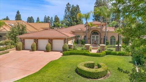9336 St. Martin Drive N, Fresno, CA 93720