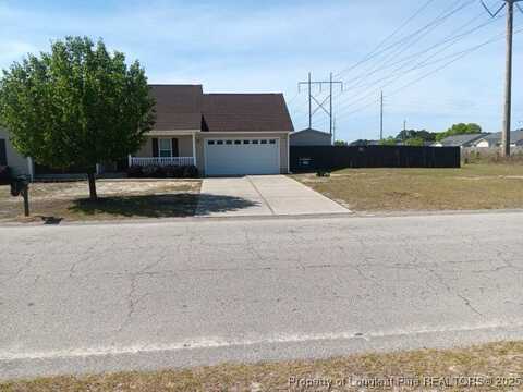 409 Lewis Clark Drive, Hope Mills, NC 28348