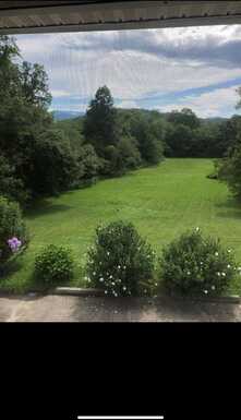 35 Misty Meadows Ln, Franklin, NC 28734
