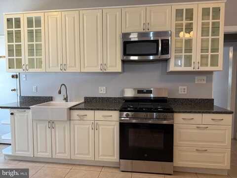 2519 BROWN STREET, PHILADELPHIA, PA 19130