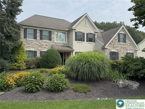 7296 Lochhaven Street, Macungie, PA 18106