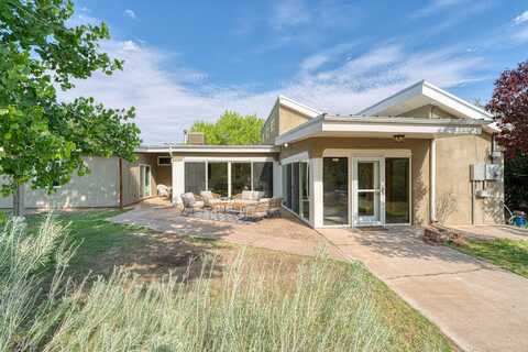 336 CAMINO DEL ORO, Corrales, NM 87048