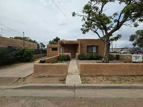 1907 CHAMISA Street, Santa Fe, NM 87505