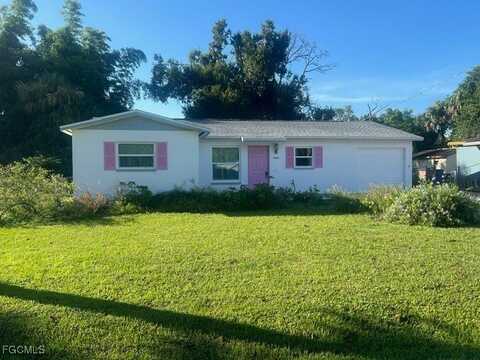 4566 Seminole Street, Fort Myers, FL 33905