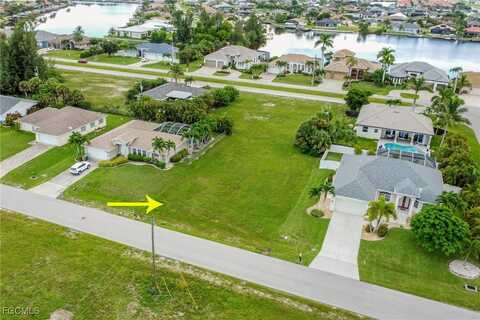 3223 SW 7th Lane, Cape Coral, FL 33991