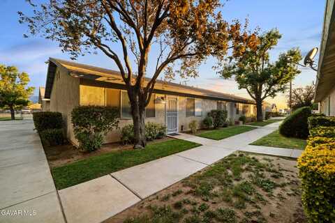 2811 Desert Street, Rosamond, CA 93560