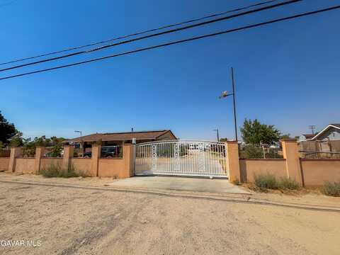 3339 E Ave H8, Lancaster, CA 93535