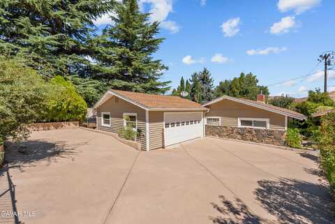 14329 Date Tree Street, Lake Hughes, CA 93532