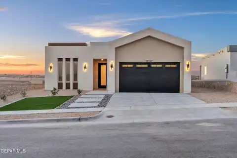 629 Paseo de la Reina Street, Horizon City, TX 79928