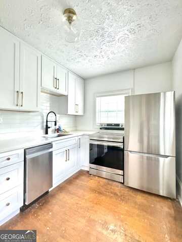 52 Delmont, Atlanta, GA 30305