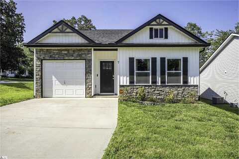 7 Lawrence Street, Inman, SC 29349