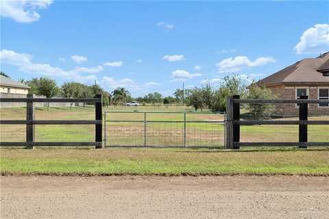 15320 E Davis Road, Edinburg, TX 78542