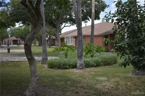 301 E La Vista Avenue, McAllen, TX 78501