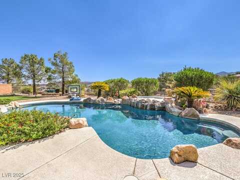 99 Fountainhead Circle, Henderson, NV 89052