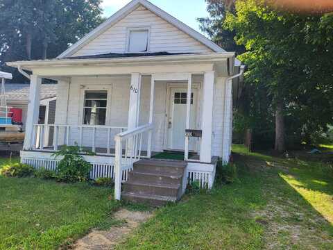 610 Bond Street, La Porte, IN 46350