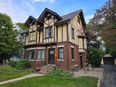 1004 Weller Avenue, La Porte, IN 46350