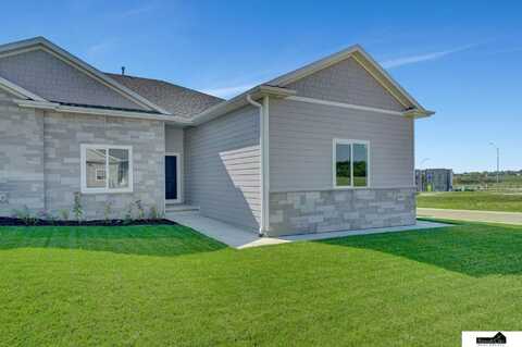 8601 S 49th Street, Lincoln, NE 68516