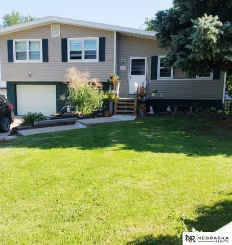 8205 S 39th Avenue, Bellevue, NE 68147