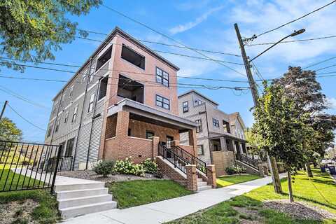 826 Fairview Avenue NE, Grand Rapids, MI 49503