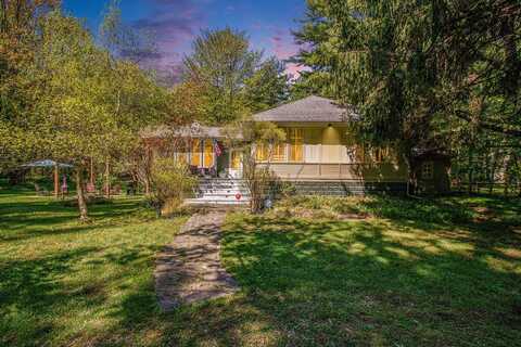 16370 Raz Road, Union Pier, MI 49129