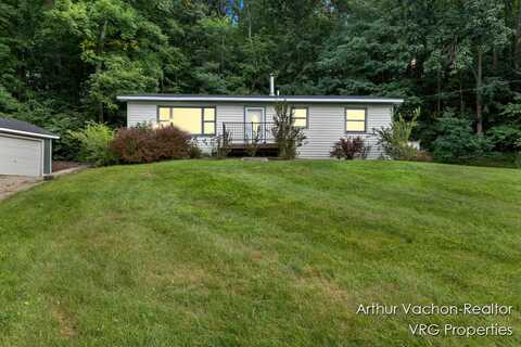9089 Fulton Street E, Ada, MI 49301