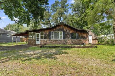 19939 Oakdale Avenue, South Bend, IN 46637