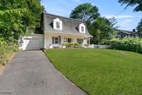 66 Gould Pl, Caldwell, NJ 07006